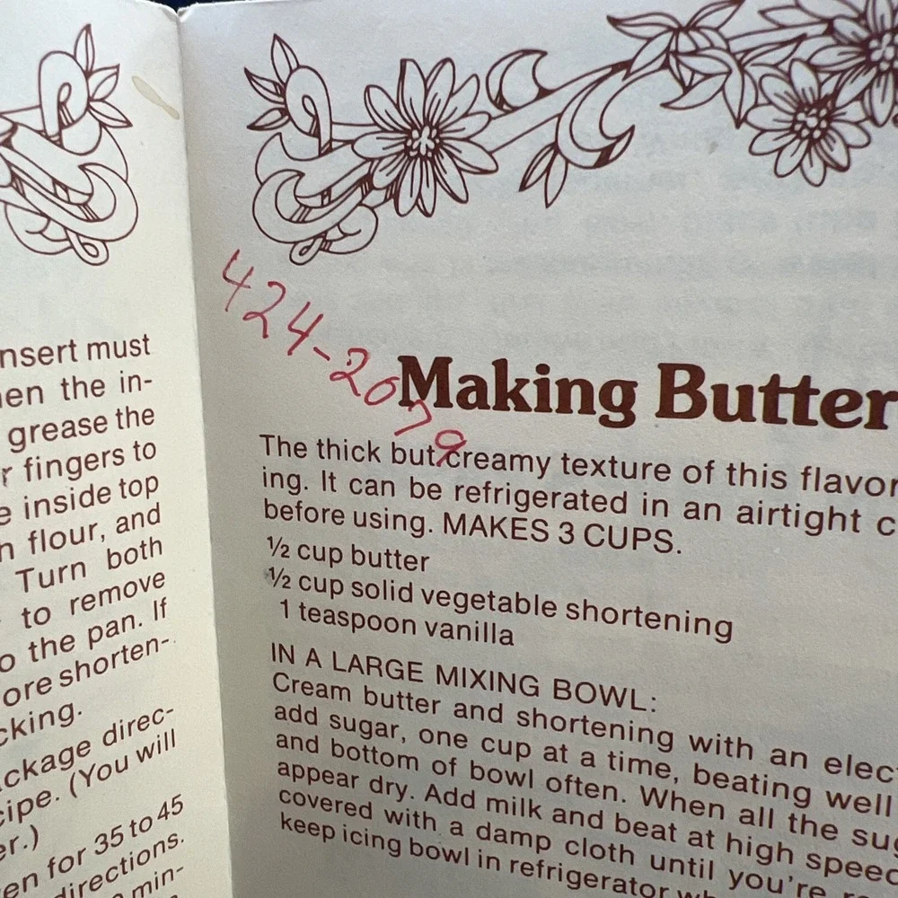 1976 Wilton Complete Instructions For Baking & Decorating Santa Cake Foldout